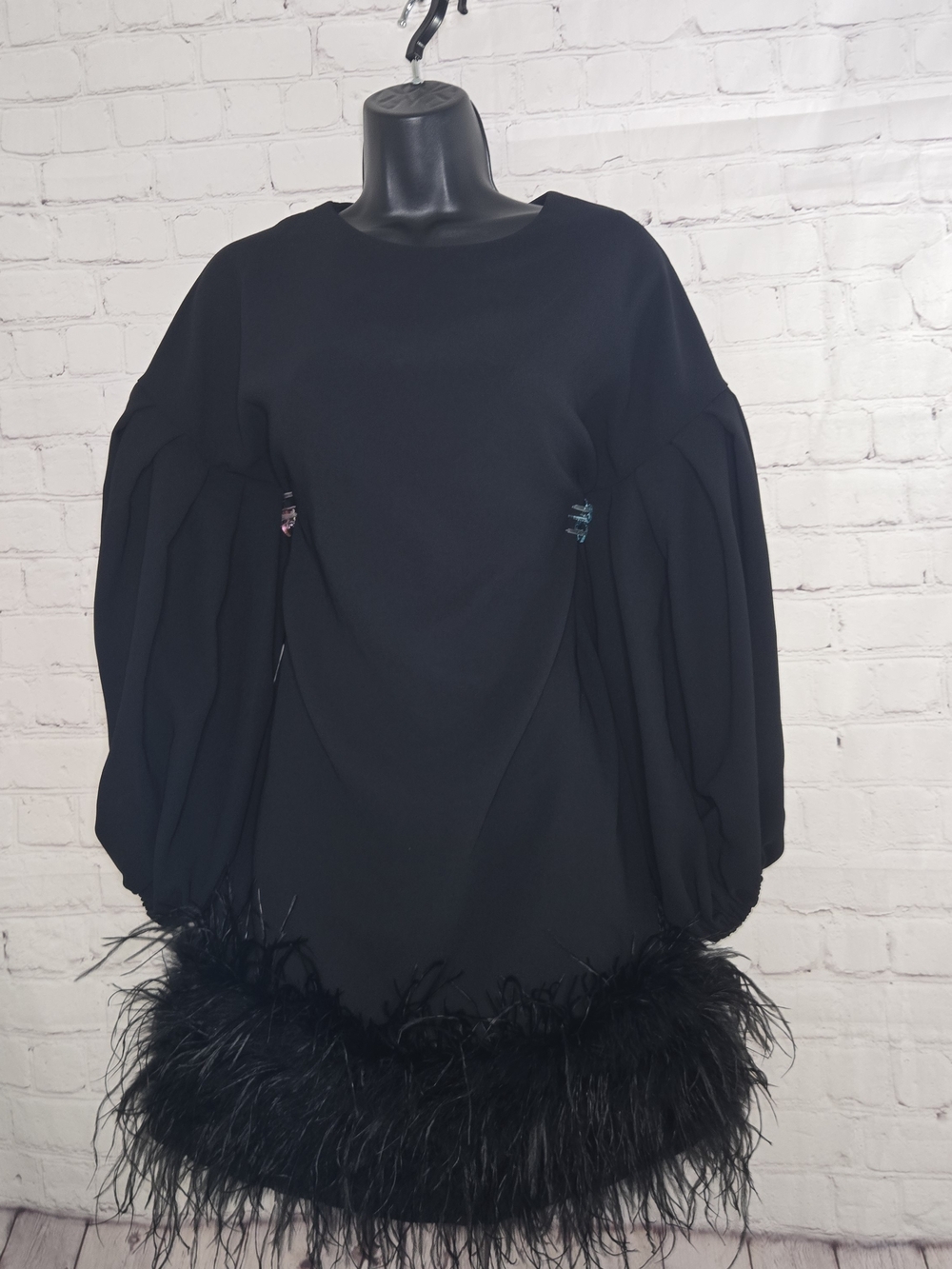 MARIELLE Almelo Feather Hem Mini Dress Black Balloon Sleeve Party Cocktails Sz L